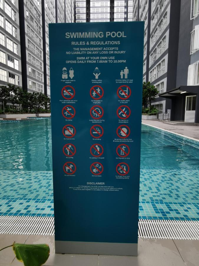 Apartamento Kajang Industrial House With Olympic Size Swimming Pool Exterior foto